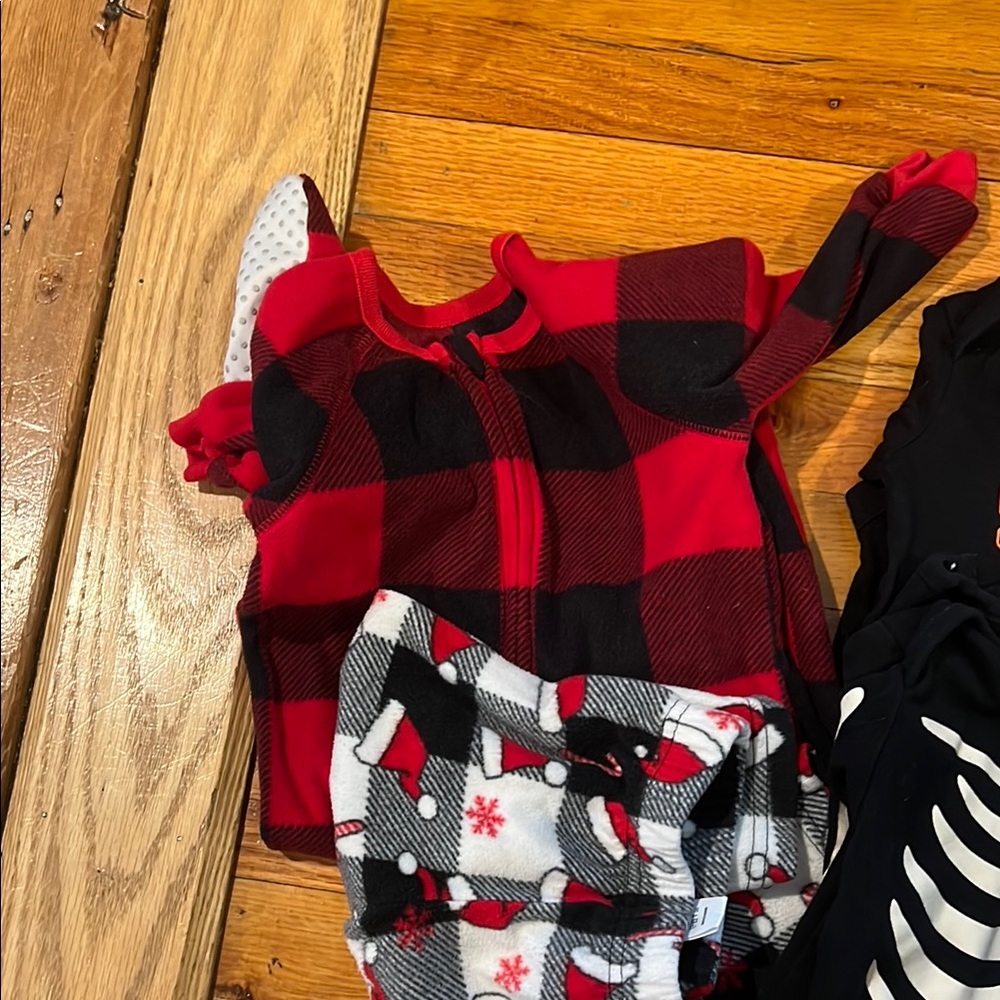 Assorted 12-18 months pjs